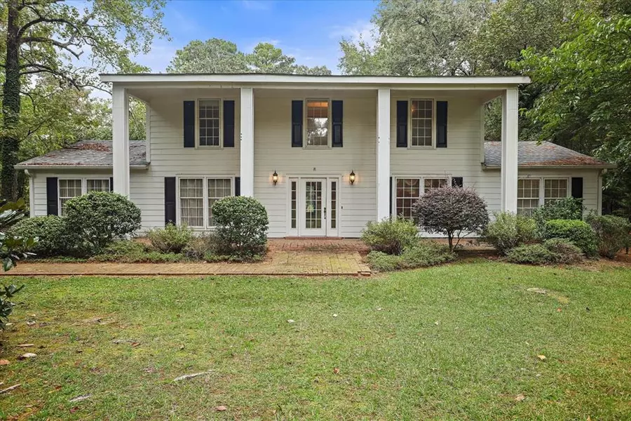 105 Colonial Road, Oxford, MS 38655