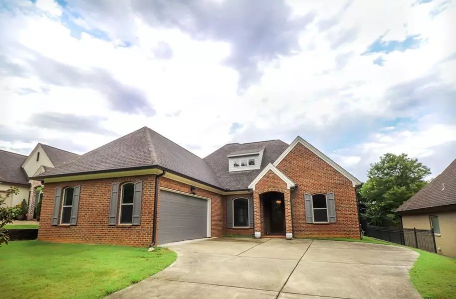 367 Windsor Dr. North, Oxford, MS 38655