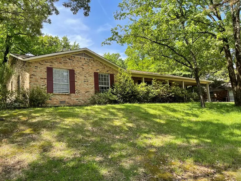 240 St. Andrews Circle, Oxford, MS 38655