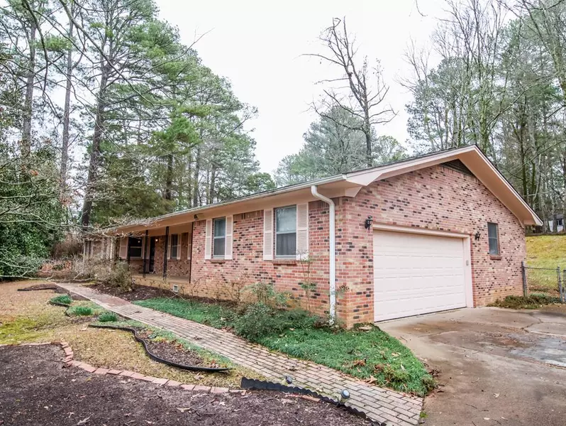 218 Colonial, Oxford, MS 38655