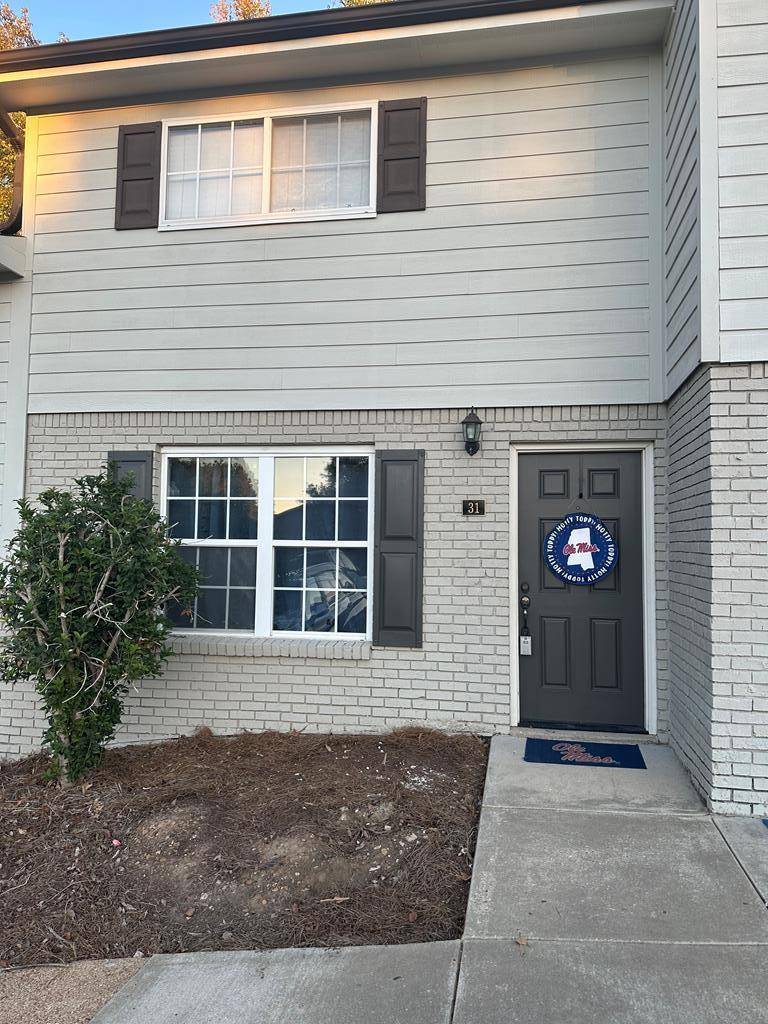 31 1802 W. Jackson Ave., Oxford, MS 38655