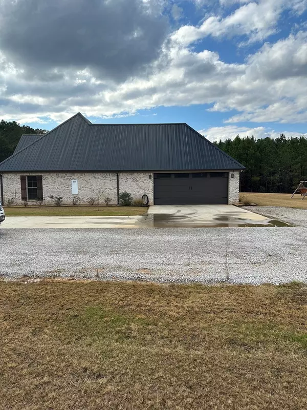 Myrtle, MS 38650,1041 CR 26