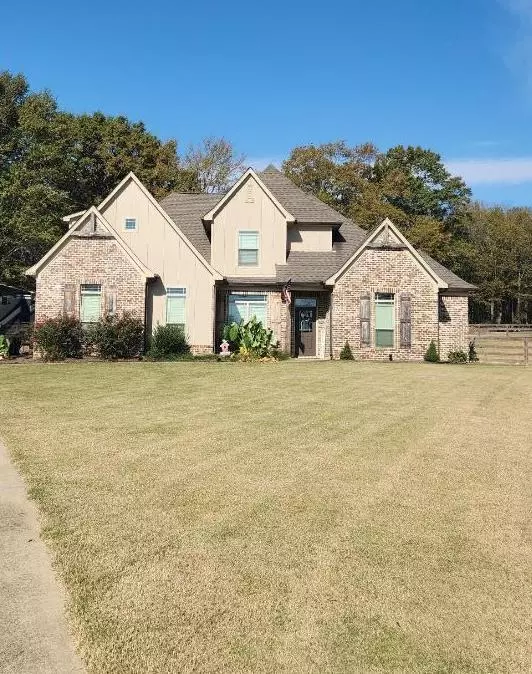 13784 Myers Plantation Rd, Byhalia, MS 38611