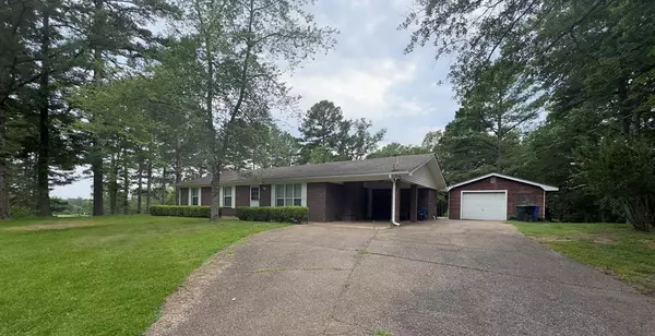 Calhoun City, MS 38916,235 CR 419