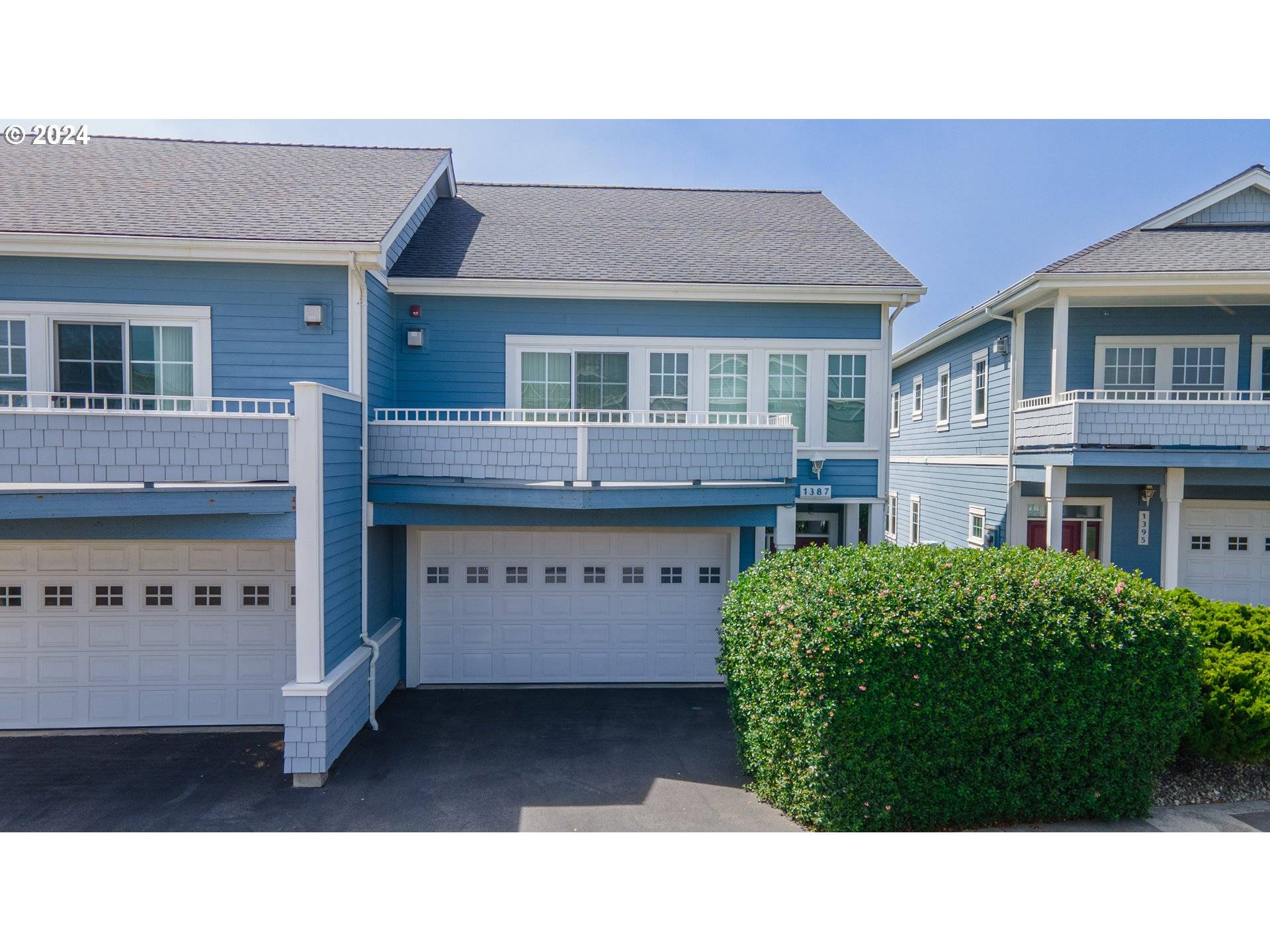 1387 VILLAGE LOOP, Bandon, OR 97411