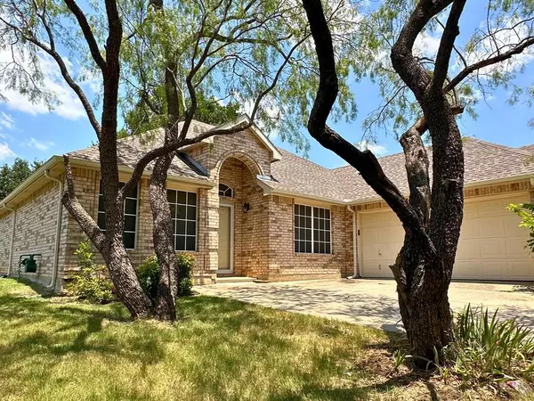 Denton, TX 76210,1413 Val Verde Court