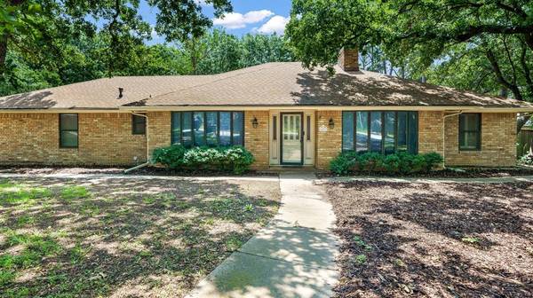 609 Pennsylvania Drive, Denton, TX 76205