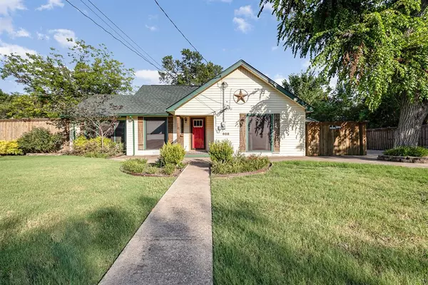 608 Cedar Street, Forney, TX 75126