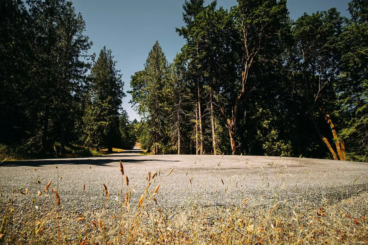 Gabriola Island, BC V0R 1X1,Lt 10 Sitka Grove