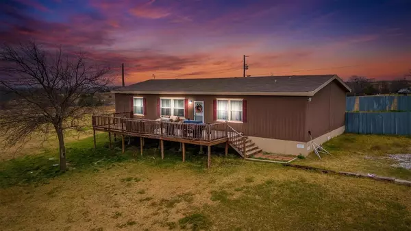 2298 County Road 2320, Decatur, TX 76234