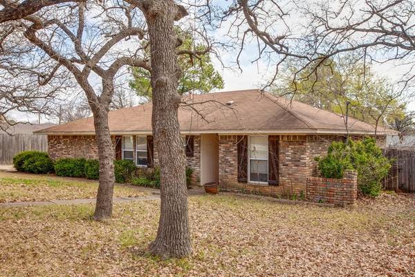 914 Highland Village Road, Highland Village, TX 75077