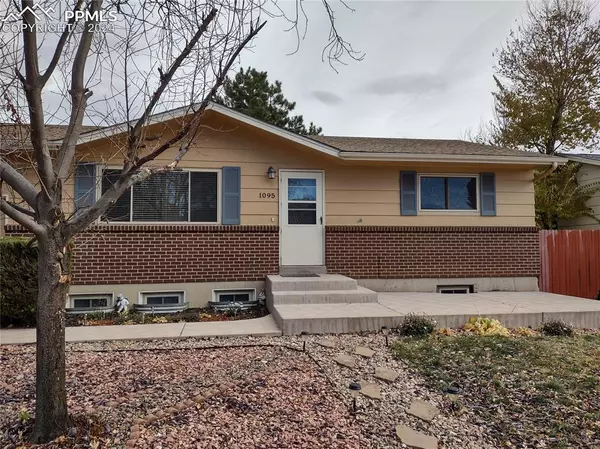 1095 Branding Iron DR, Colorado Springs, CO 80915