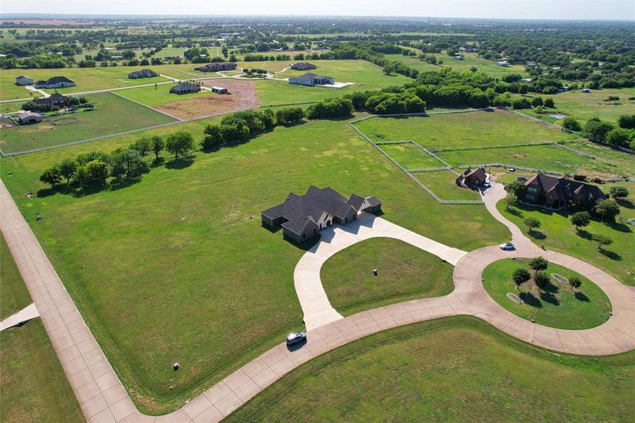 379 Sidewinder Loop, Red Oak, TX 75154