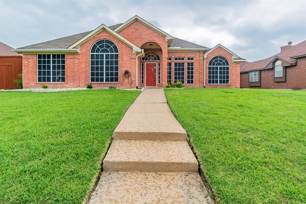 2212 Austin Drive, Mesquite, TX 75181