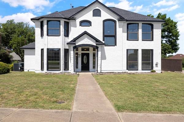 101 Boulder Creek Drive, Desoto, TX 75115