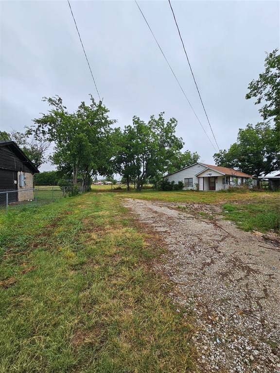 1414 Chase Avenue, Cleburne, TX 76031