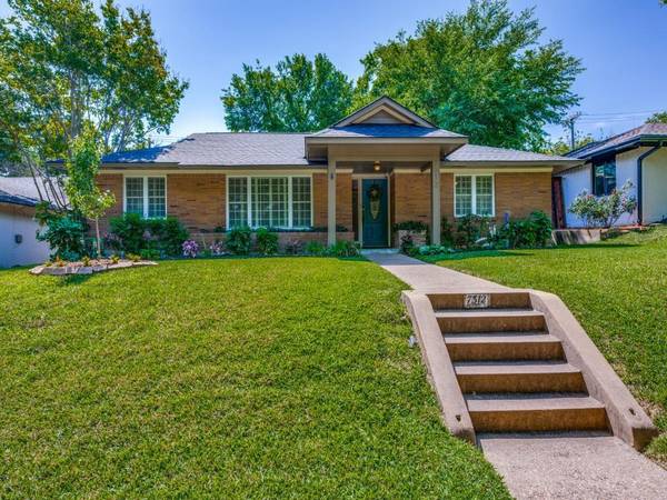 7312 Crownrich Lane, Dallas, TX 75214