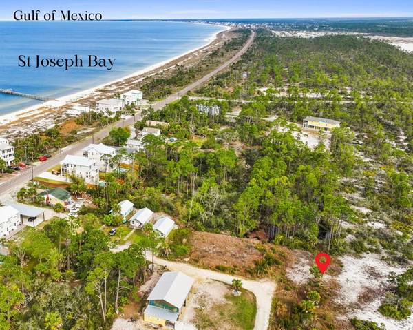 193 Beach St, Port St. Joe, FL 32456