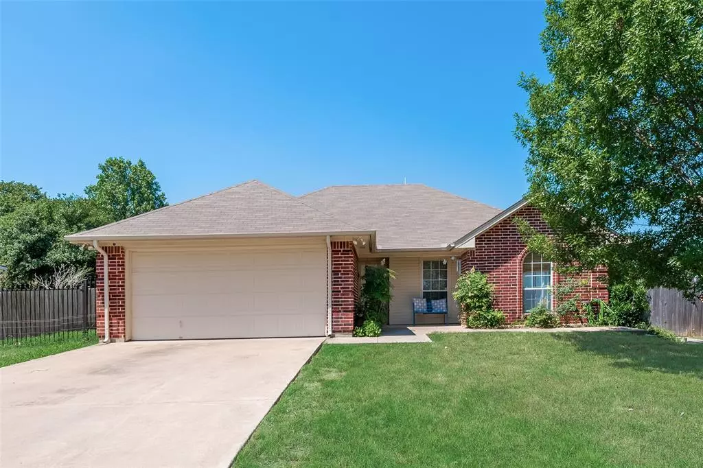 Azle, TX 76020,908 Herby Del Trail