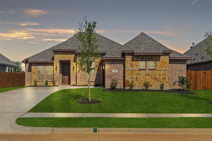 132 Mockingbird Hill Drive, Joshua, TX 76058