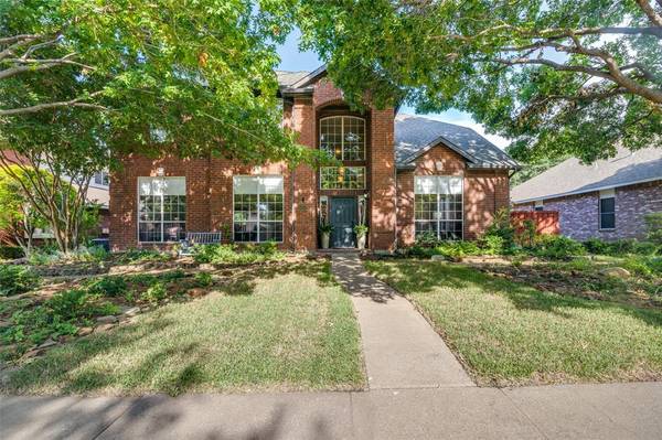 3207 Hillpark Lane, Carrollton, TX 75007