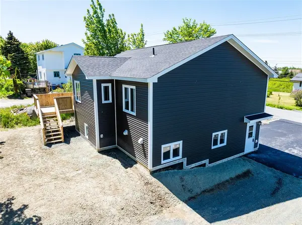 69-71 Middle Bight Road, Conception Bay South, NL A1X 6B2