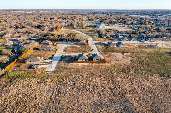 Cleburne, TX 76033,1401 Trail Creek Drive