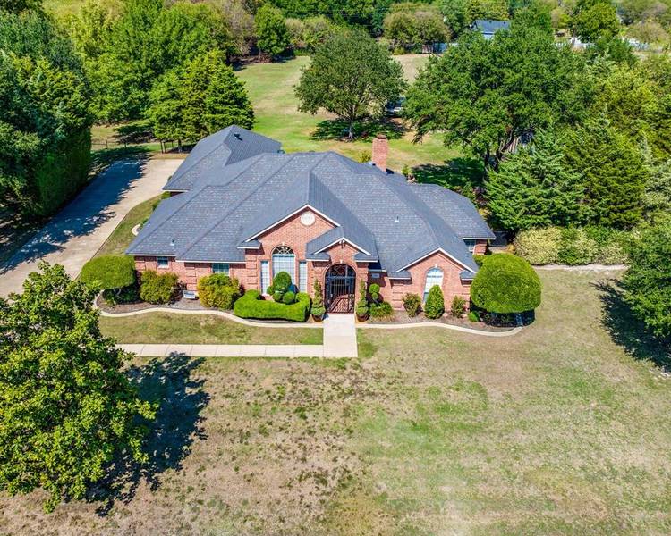 412 Country Ridge Lane, Red Oak, TX 75154