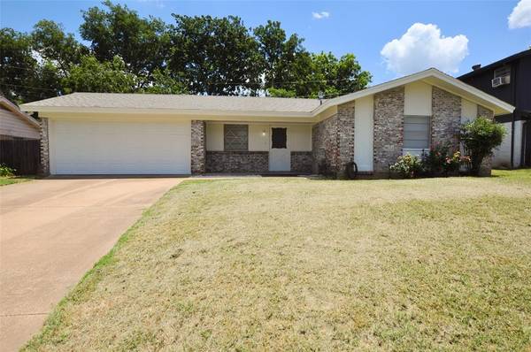 1205 Lynn Street,  Weatherford,  TX 76086