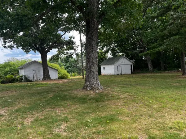 Chatham, VA 24531,4340 Green Pond RD