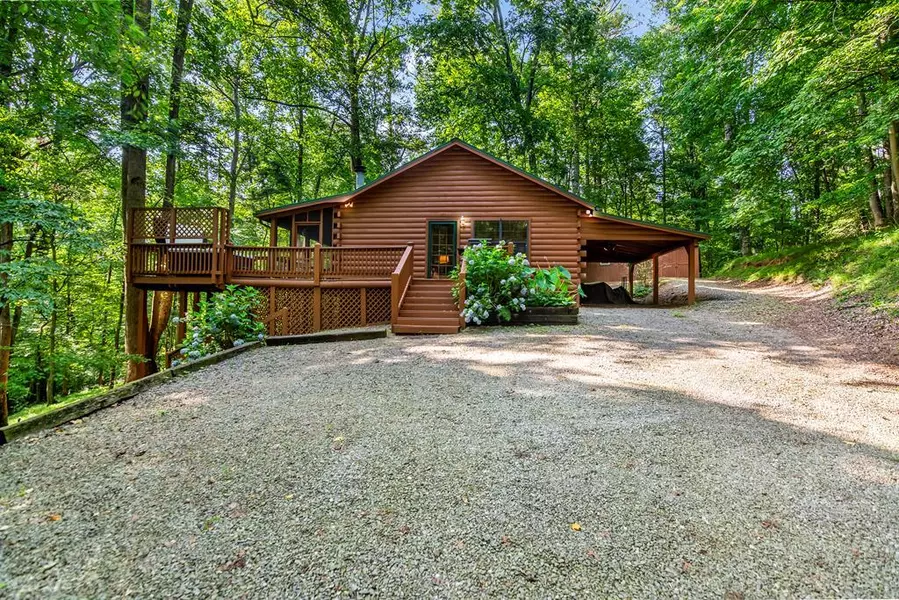 161 Hickory Drive, Ellijay, GA 30536