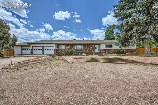 Colorado Springs, CO 80915,2304 Lazy R LN