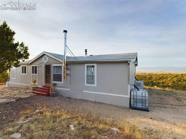 485 Grazing Bit TRL, Penrose, CO 81240