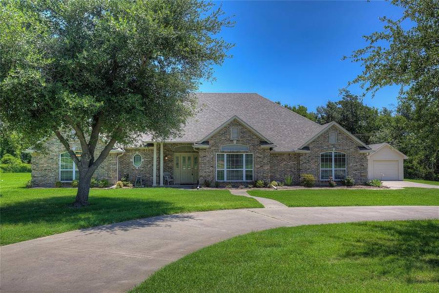 408 Briarwood Trail, Sulphur Springs, TX 75482