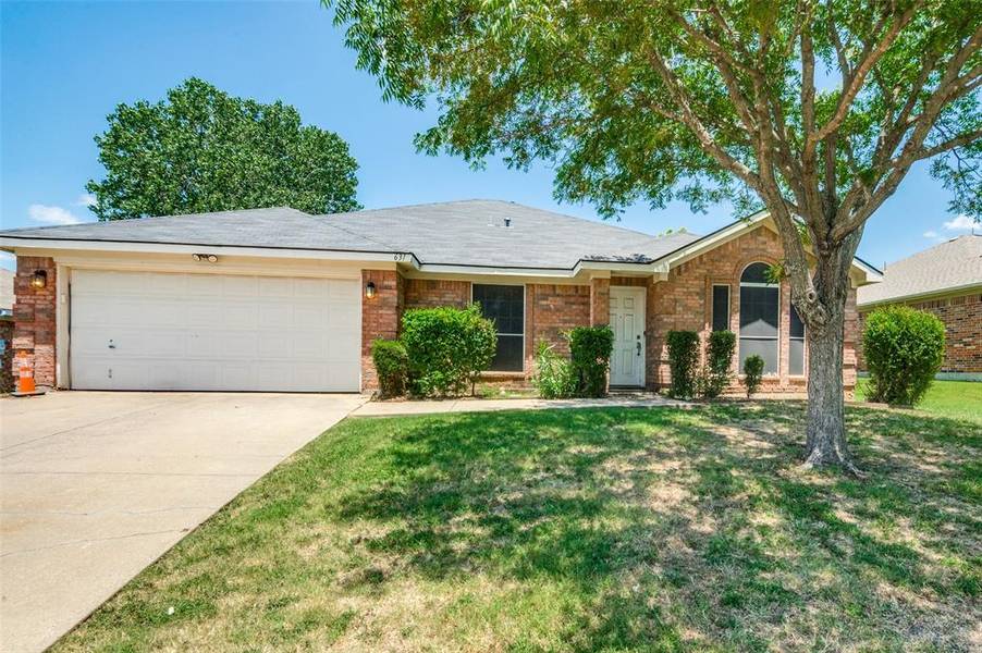 631 Manchester Drive, Mansfield, TX 76063