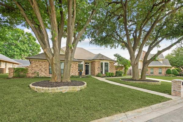 North Richland Hills, TX 76180,6616 Quail Ridge Drive