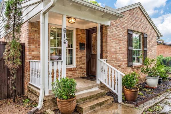 614 Peavy Road, Dallas, TX 75218