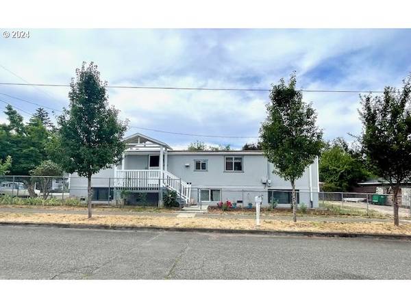 5875 SE 102ND AVE, Portland, OR 97266