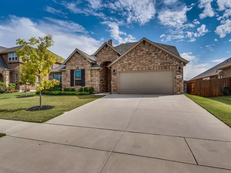 3202 Paisley Drive, Midlothian, TX 76065