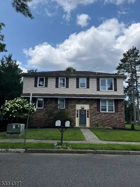 50 S Spruce St #2, Ramsey Boro, NJ 07446