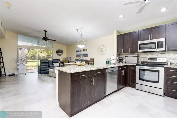 Boca Raton, FL 33428,22278 Whistling Pines Ln  #B