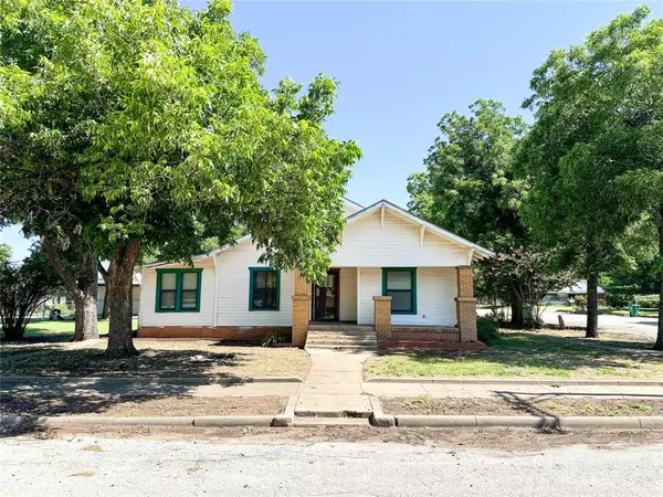 Seymour, TX 76380,409 E Idaho Street