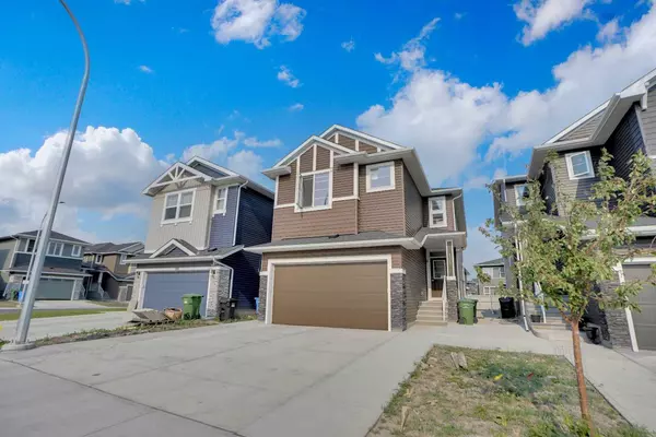 Calgary, AB t3n 1p4,105 Redstone Link NE