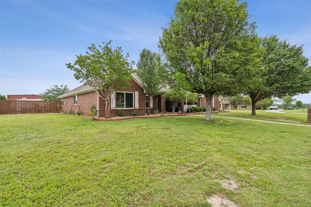 Lavon, TX 75166,816 Corn Silk Drive