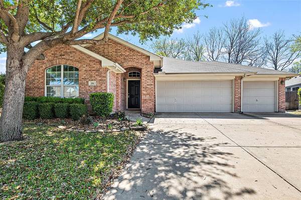 201 Hackberry Drive, Fate, TX 75087