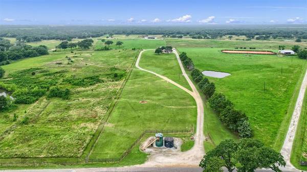 2667 Roland Road, Whitesboro, TX 76273