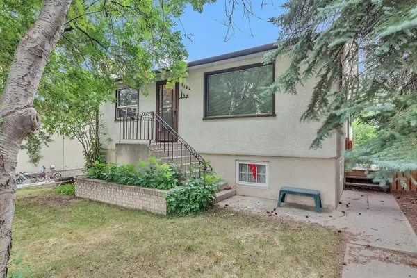 Calgary, AB T2M 3B4,3124 4A ST NW