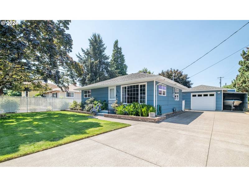 130 CHICAGO ST, Albany, OR 97321