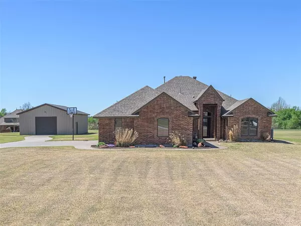 1611 Camelot Street, Tuttle, OK 73089