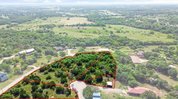 105 Valley View Court, Springtown, TX 76082